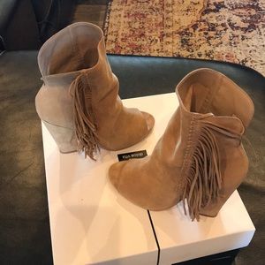 Dolce Vita Mazarine Suede Boot